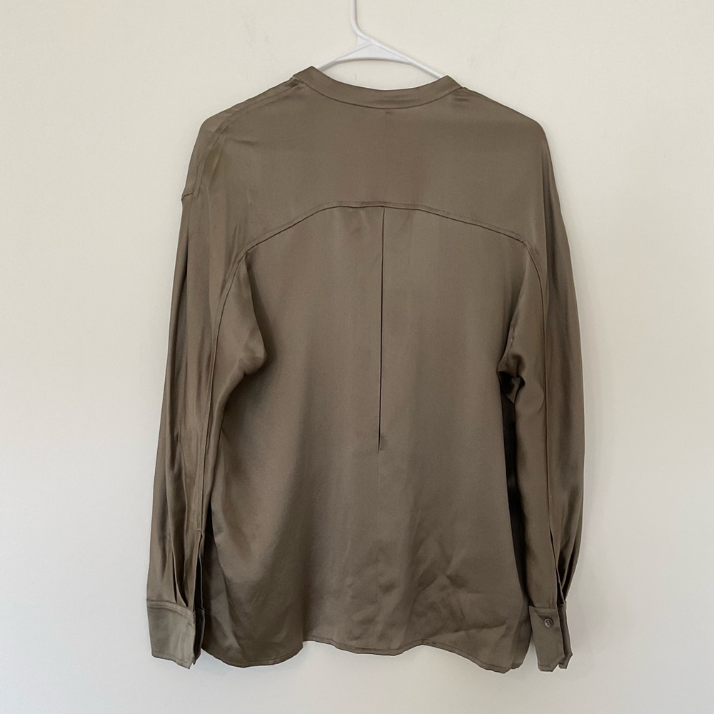 Vince 100% Silk Satin Blouse Olive Green Small Classic Office Luxury - Picture 5 of 6